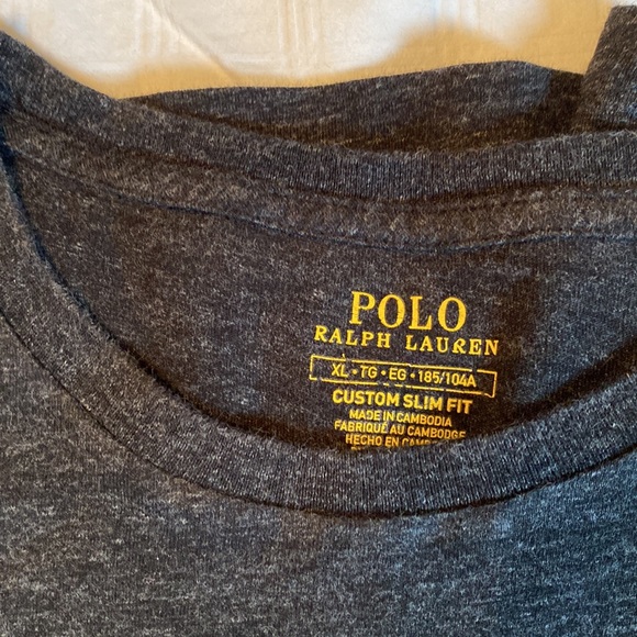 Ralph Lauren Men.Worn in good condition. Collar on 2 small discoloration - Picture 2 of 10